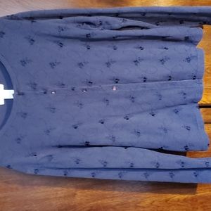 Long sleeve sweater six buttons